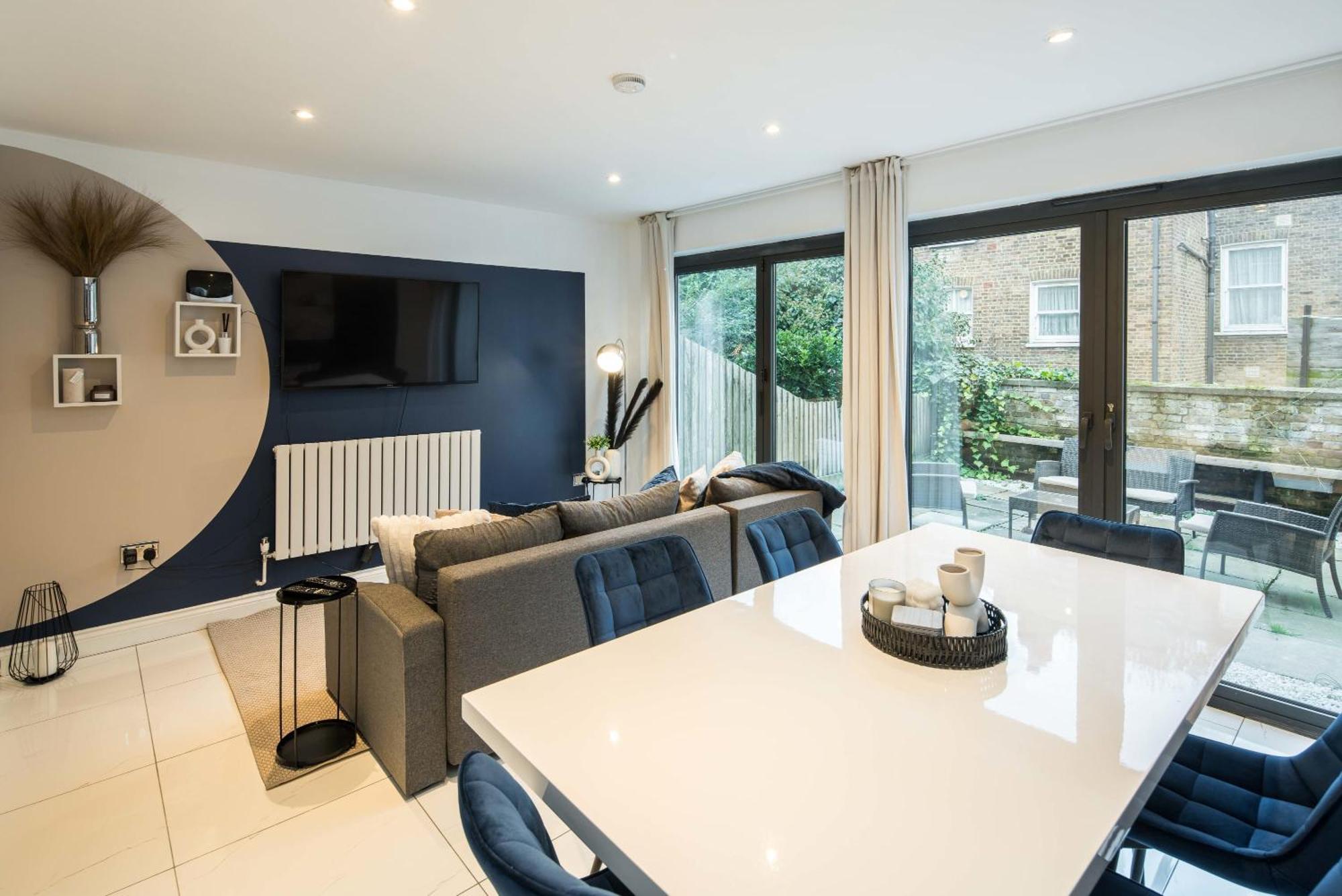 Superb House Close To Little Venice Londra